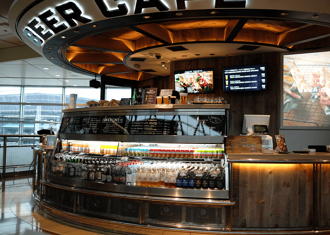 BEER CAFE＋（ビアカフェ プラス）@羽田空港第2ターミナル